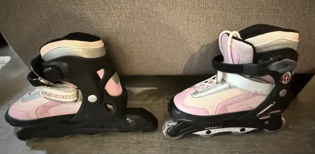 Schwinn ABEC 1 Junior Rec Fitness Skates Pink Adjustable in Skates & Blades in Oshawa / Durham Region - Image 7