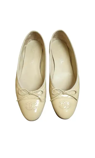 Chanel patent leather ballet flats Size 40 EU