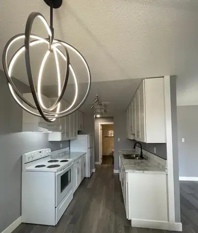 2 bedroom recently renovated suite. Includes dishwasher, storage room, balcony. Laundry facilities o...