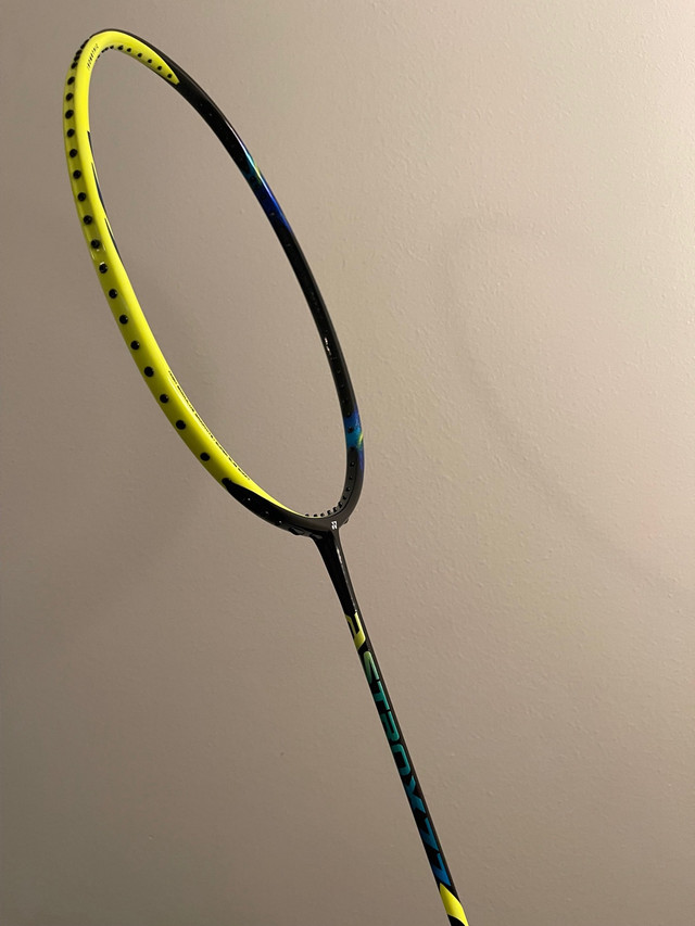 Authentic Yonex Astrox 77 Badminton Racquet in Tennis & Racquet in City of Toronto