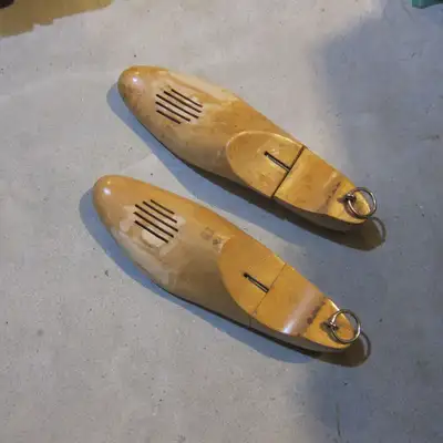 Solid Birds Eye Maple Wooden Shoe Forms - Size 11 Mens, View more