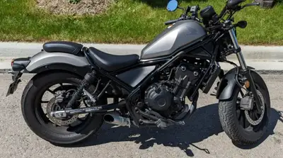 2020 Honda Rebel 500 CMX500A | 8,200 KM | Excellent Condition Price: $7,000 Description: Selling my...