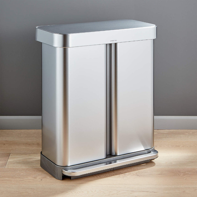 SimpleHuman - 58 Liter/15 Gallon Step Trash Can Recycler in Storage & Organization in City of Toronto