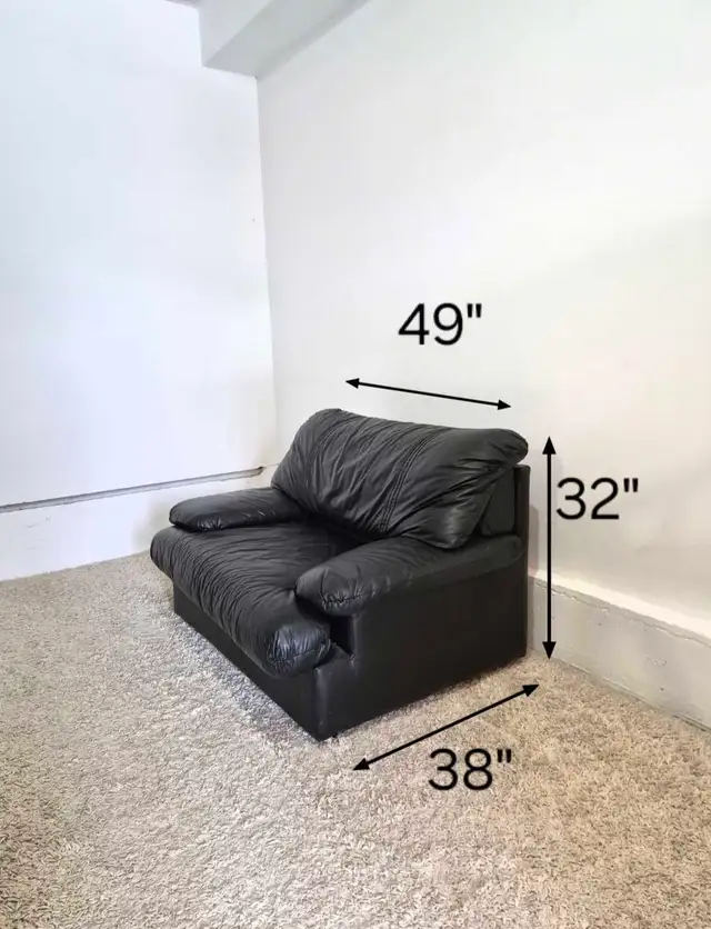FREE DELIVERY Doimo Salotti Single Black Leather Sofa Chair in Chairs & Recliners in Vancouver - Image 10