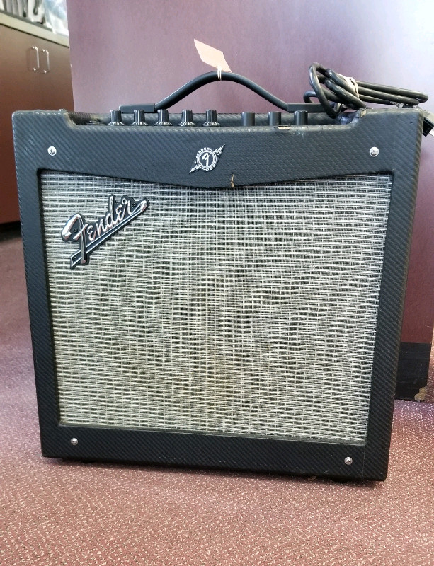 Fender Mustang 2 in Amps & Pedals in Oshawa / Durham Region