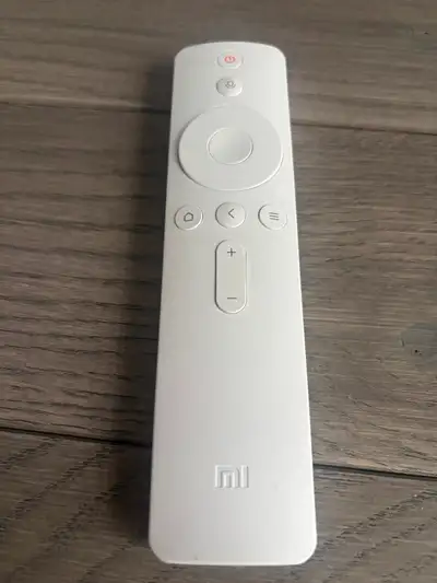 Xiaomi TV box remote, RFmodulator, RCA Digital antenna amplifier, View more