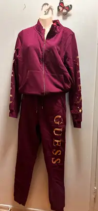 WOMENS JOGGERS SUIT (GIESS) SIZE:XL