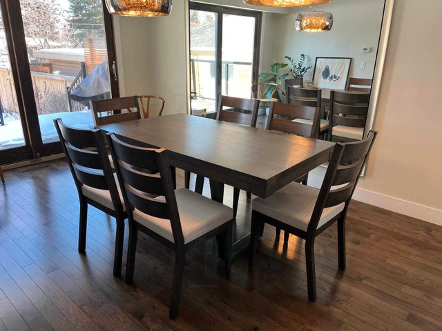 Dinec Dinner Table  in Dining Tables & Sets in Calgary