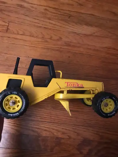 Vintage 1970s metal Tonka road grater XR-101 $20 In excellent condition Tonka road grater xr 101 met...