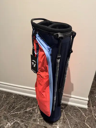 TaylorMade FlexTech Superlite Golf Bag, View more