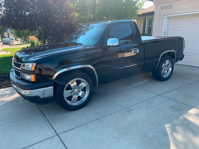 2007 Chevy Short Box in Cars & Trucks in Calgary