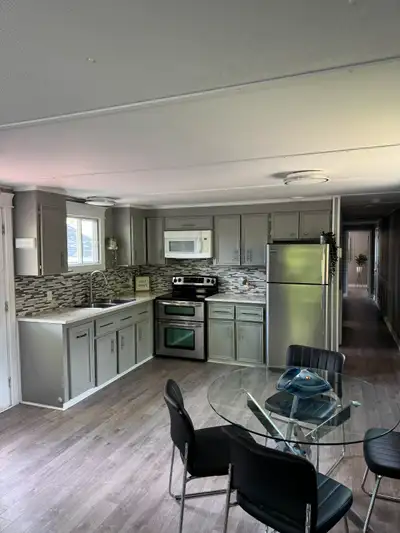 Cat Friendly 1 Bed Room for rent  - All Utilities Included