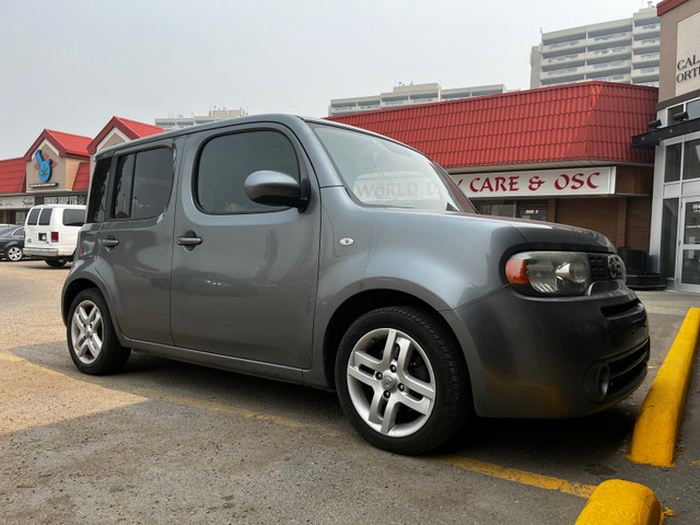 Nissan Cube 2010 low mileage  in Cars & Trucks in Edmonton