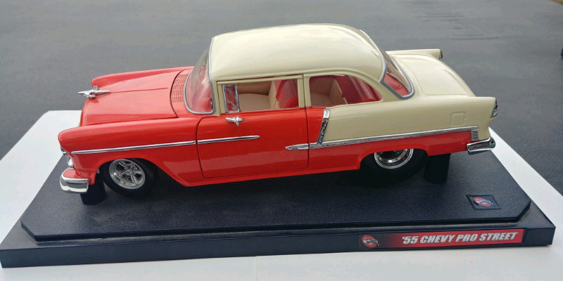 Hot Wheels 1:18 Scale 1955 Chevy Pro Street Diecast Model Car for sale  