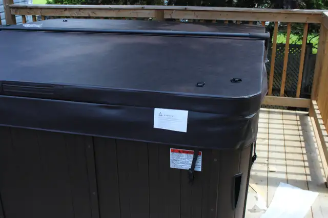 BRAND NEW HOT TUB COVER ✨special SALE (reg.850)✨kt in Hot Tubs & Pools in Kitchener / Waterloo - Image 2