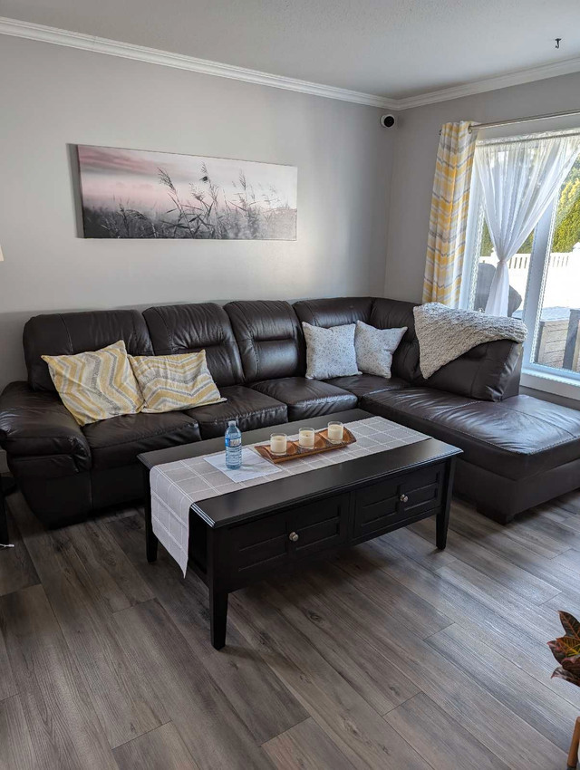 Sectional couch in Couches & Futons in Barrie