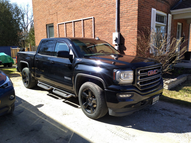 2017 GMC Sierra Crew Cab 1500 in Cars & Trucks in Owen Sound