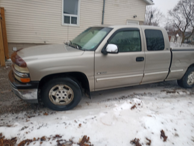 2000 chevy truck parts in Cars & Trucks in St. Catharines