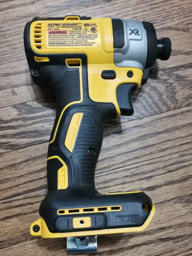 DEWALT 20V MAX XR Impact Driver, Brushless, 3-Speed in Power Tools in Gatineau - Image 2