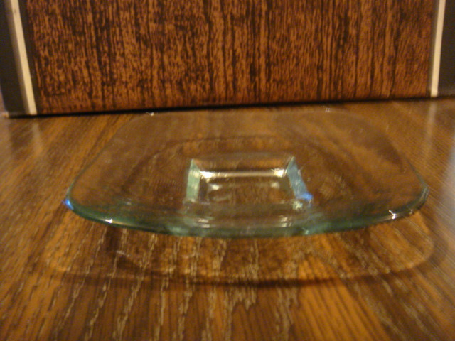 Glass Candle Plate in Home Décor & Accents in Edmonton - Image 2