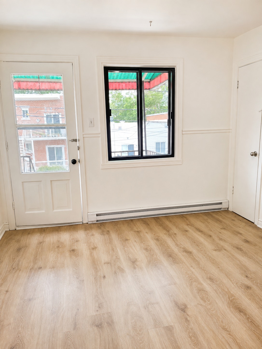 5½ FOR RENT – 3 BEDROOMS – 5 MIN WALK TO MONK METRO — photo 2