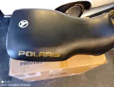 EXCELLENT CONDITION POLARIS SEAT