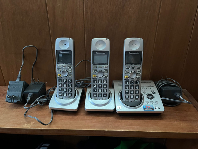 Panasonic cordless phone /answering machine  in Home Phones & Answering Machines in City of Toronto