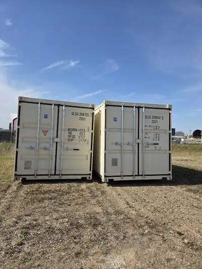 20ft and 40ft containers for rent for more info Please call or text 403 978 5911 thanks