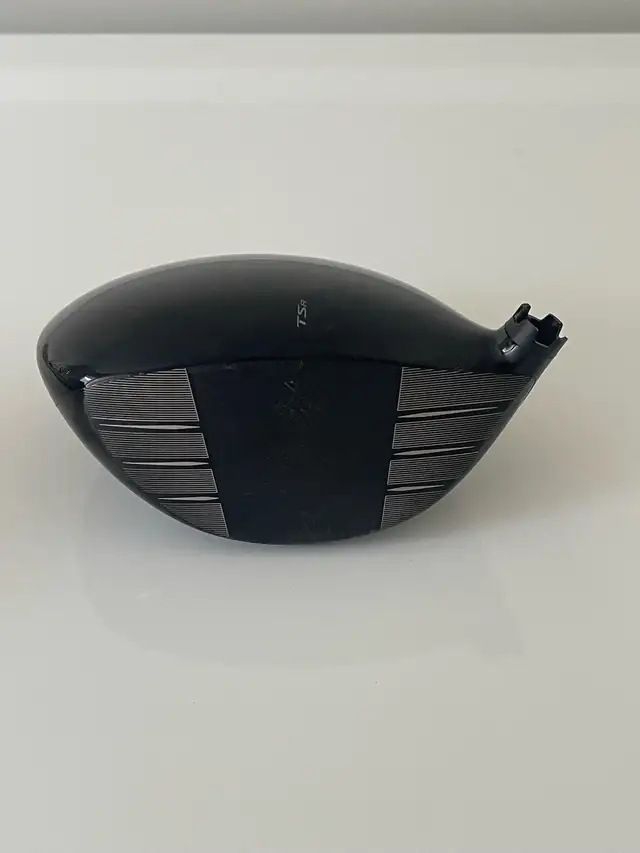 TITLEIST RH TSR3 9° DRIVER HEAD in Golf in Norfolk County - Image 6
