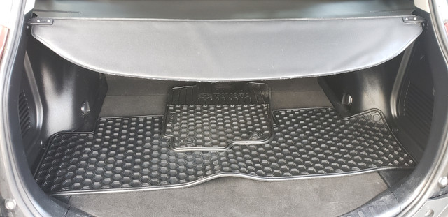 2015 RAV4  Certified ! With Warranty in Cars & Trucks in Kitchener / Waterloo - Image 4