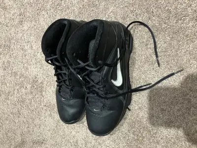 Nike court shoes women’s size 8.5, View more