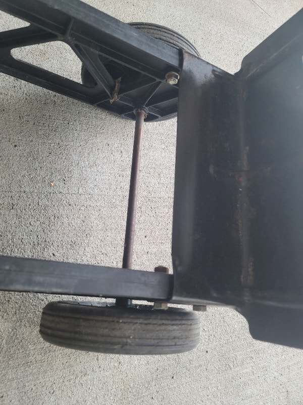 Husky 400lb. Capacity Convertible Hand Truck Ladders & Scaffolding