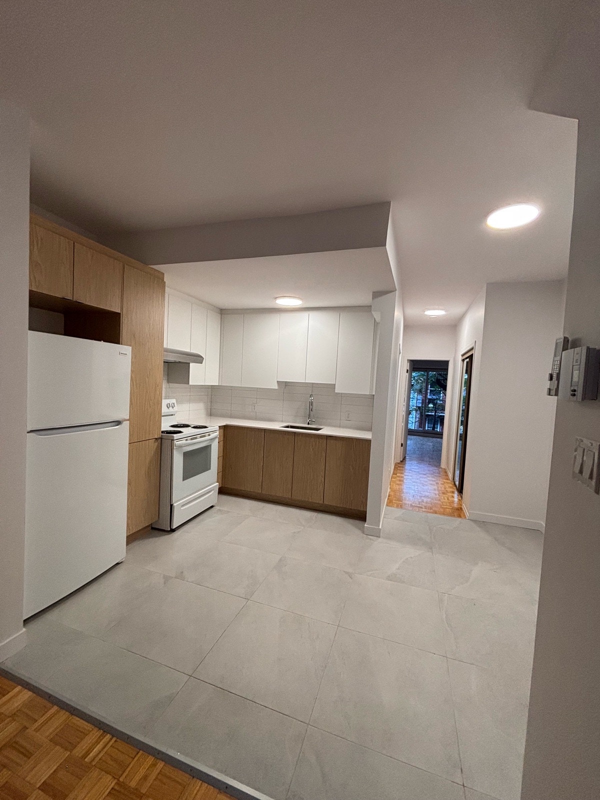 5384 Av. Casgrain — photo 1