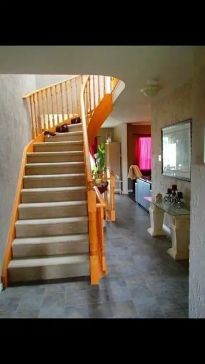 Bright room with new plank flooring near Georgian College. Comes with free internet and utilities in...