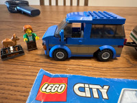 Lego camp van 60117