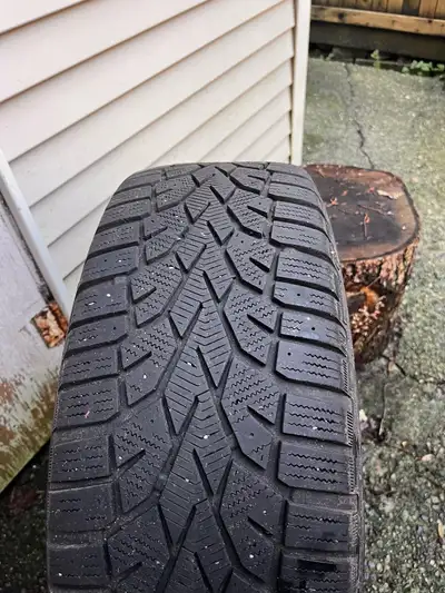 Selling a set of 4 General Altimax Arctic Winter Tires (M+S) on rims. Used only one season, selling...