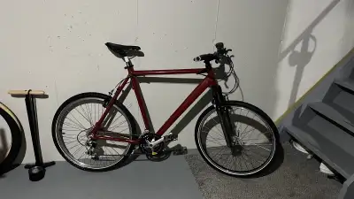 Fully overhauled MTB with brand new studded tires, View more