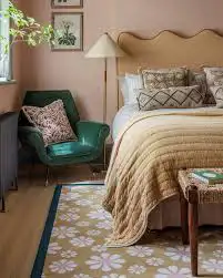 looking for roommate