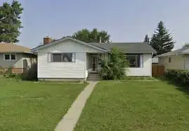 looking for duplex or main floor