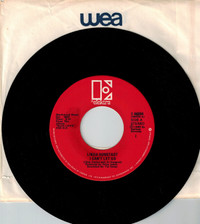 Linda Ronstadt 45 vinyl record I Can't Let Go 1980s rock as new!
