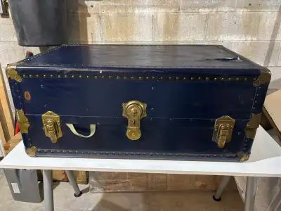 J.E. Fournier Montreal Steamer Trunk Antique locked, View more