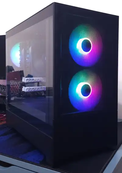 Save $1100 on Excellent AM5 PC for work or gaming, View more