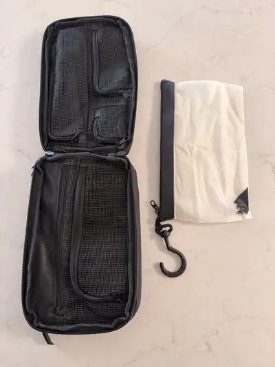 Gravel Toiletry Kit (Explorer Plus), View more