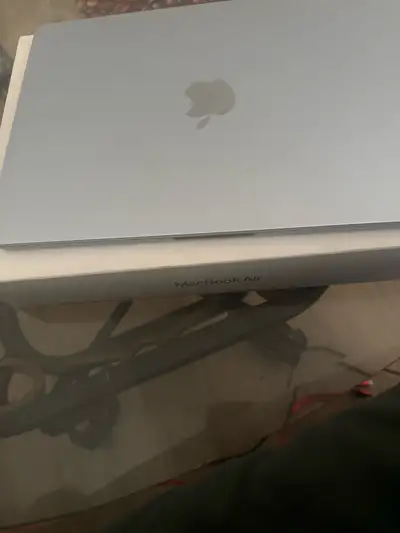 MacBook Air 13, View more