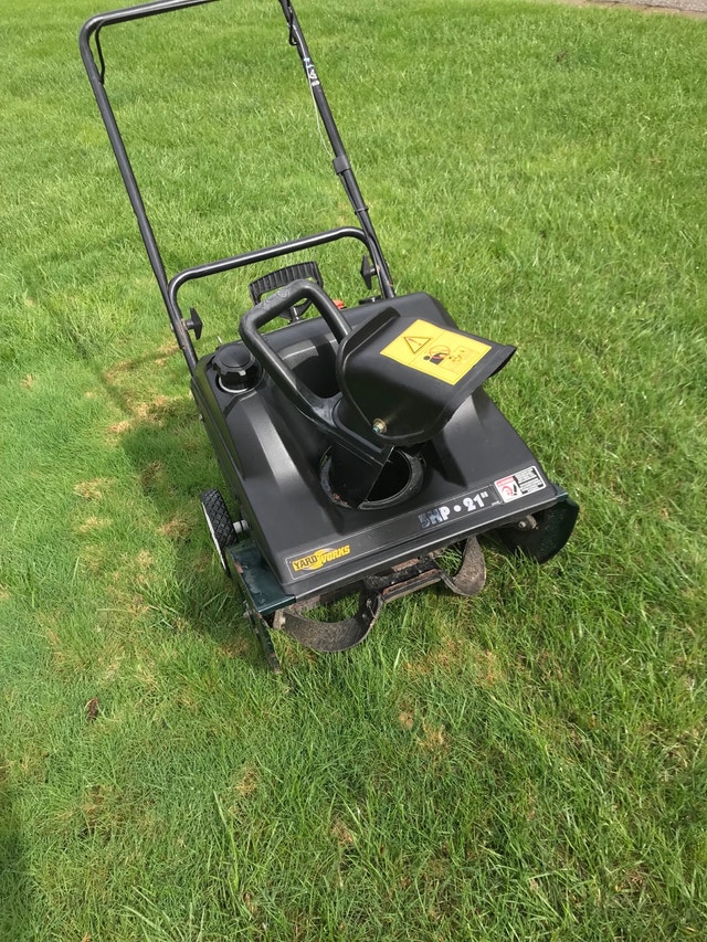 Yardworks 21” 5hp Snow Blower Snowblowers Hamilton Kijiji