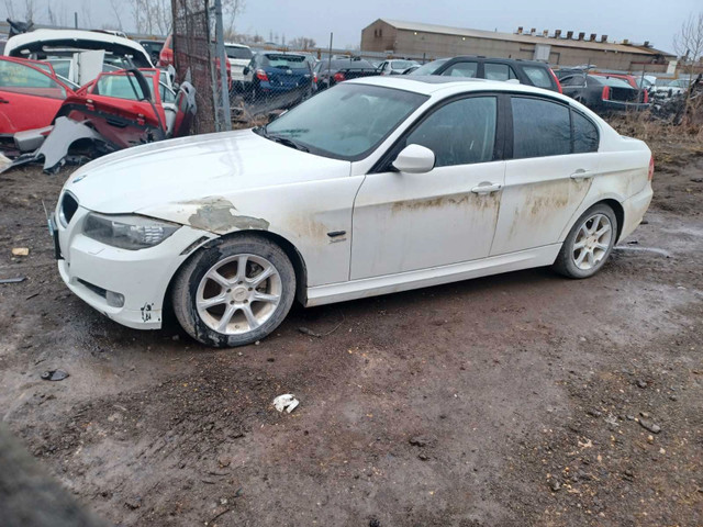 2011 BMW 328XI Standard Transmission  in Auto Body Parts in Winnipeg - Image 3