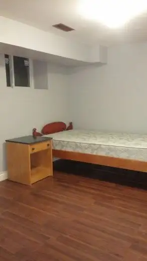 Private Room for Rent in Room Rentals & Roommates in City of Toronto - Image 7