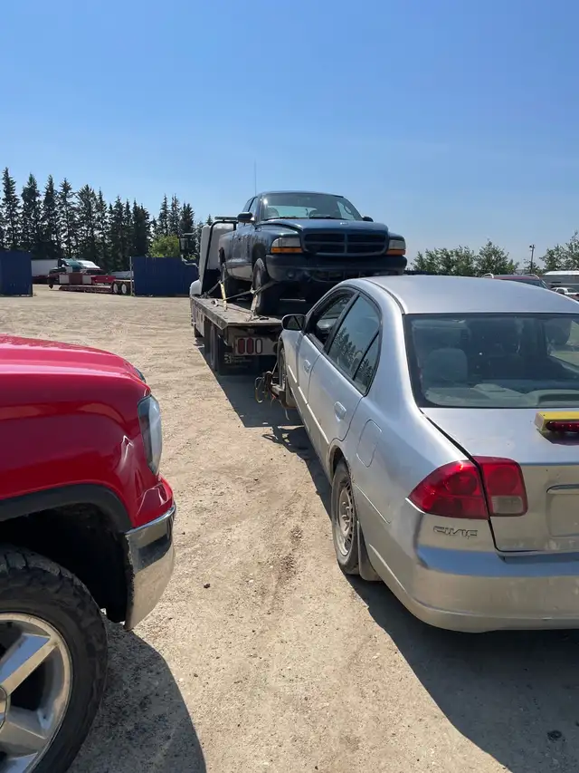Turn your unwanted damaged or junk car to cash in Cars & Trucks in St. Albert - Image 9