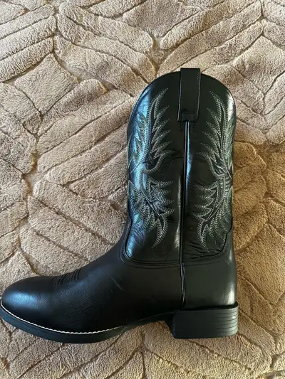 NEW, Nvr Worn Men’s Ariat Boot Size 12 EEWIDE Heritage Stockman, View more