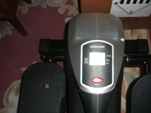 Under Desk Elliptical with adjustable resistance in Exercise Equipment in City of Toronto - Image 4